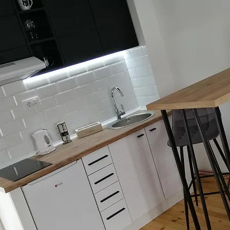 Ena Nova Varoš