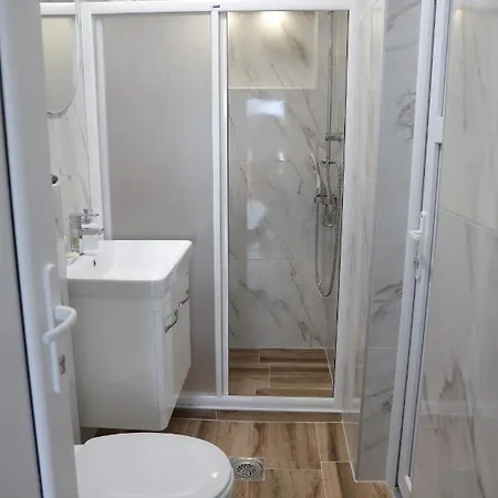Ena Apartment